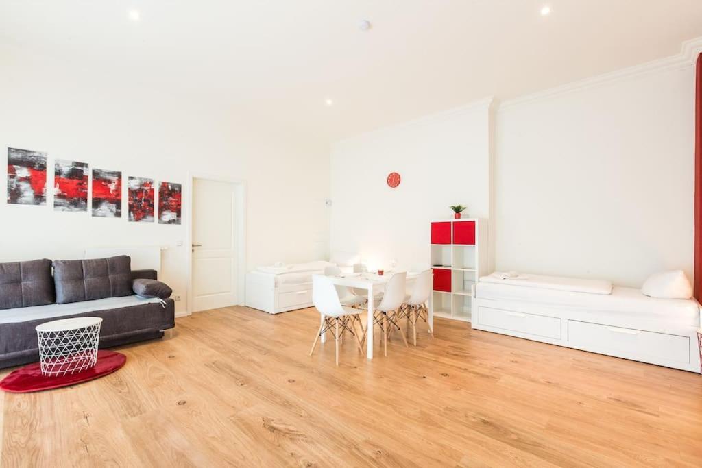Studio Apartment Friedrichshain Берлин Экстерьер фото